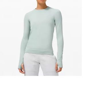 Rest Less Pullover
Herringbone Fade Hazy Jade/Alpine